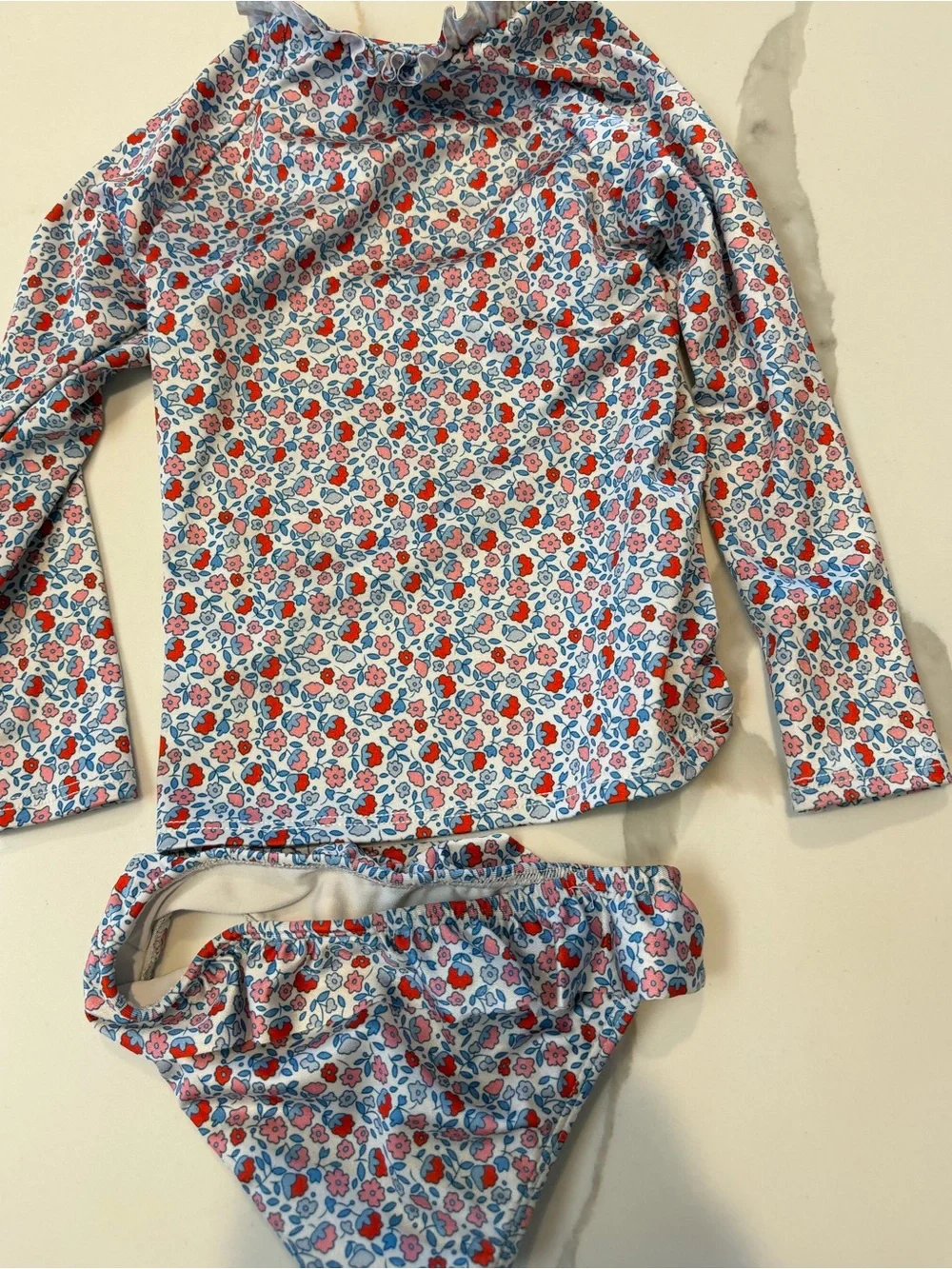 Minnow Girls 5/6T Long-Sleeve Two Piece Swimsuit - Floral LIKE NEW girls swim